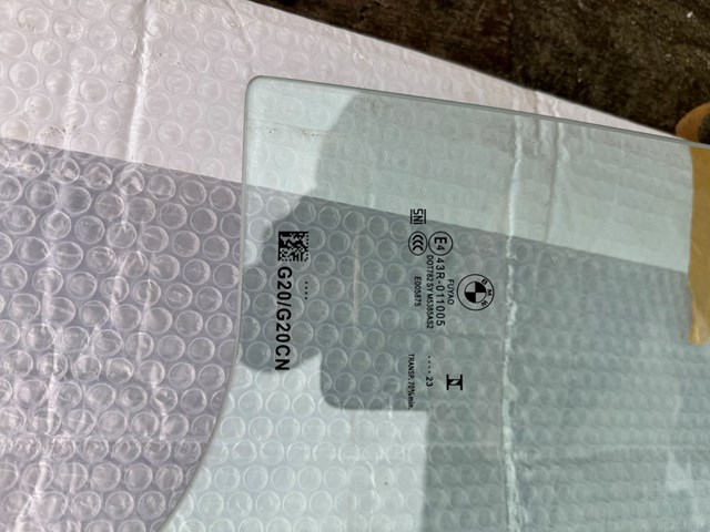 51357497105 BMW Vidro da porta traseira esquerda