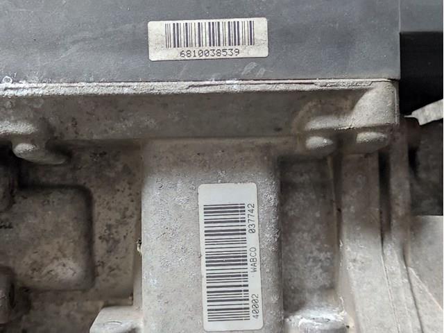 Válvula do freio de pie (TRUCK) 81521306311 MAN