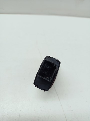 Compre 9231786 BMW Botão de ativação do sinal de emergência