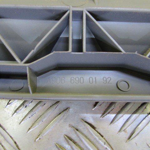 Pala contra o sol Mercedes Sprinter II 4,6-t 906