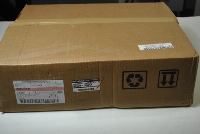 Compre 545005NA1A Nissan/Infiniti Braço oscilante inferior direito de suspensão dianteira