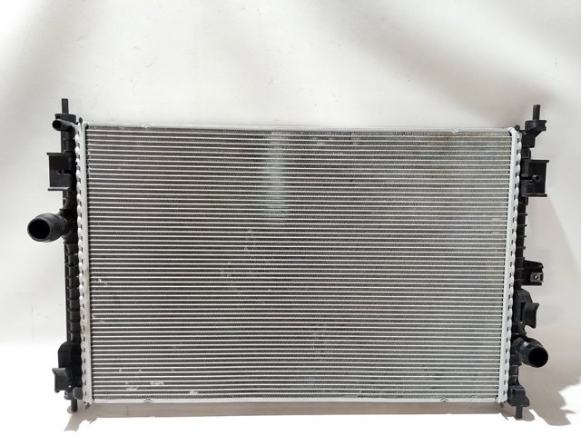 Radiador de esfriamento de motor 9838520180 Peugeot/Citroen