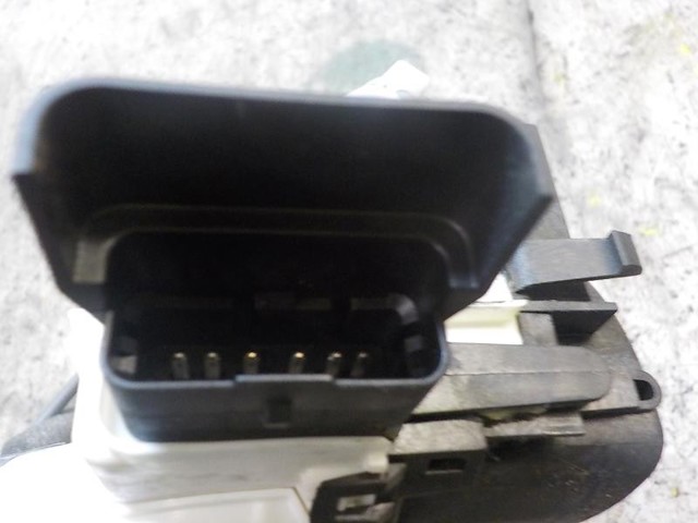 Fecho da porta dianteira esquerda Peugeot/Citroen 9801690080 preço, a partir de 62,99 USD