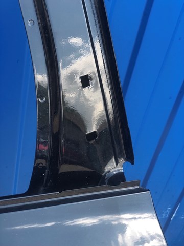 Porta traseira esquerda Volvo 32321822