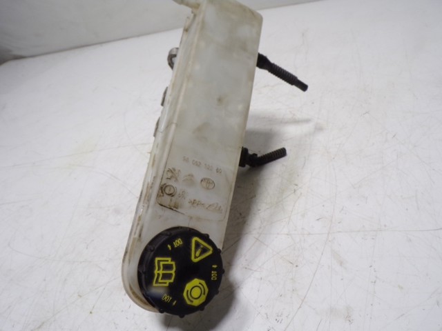 Cilindro mestre do freio Peugeot/Citroen 1613263780 preço, a partir de 95,99 USD