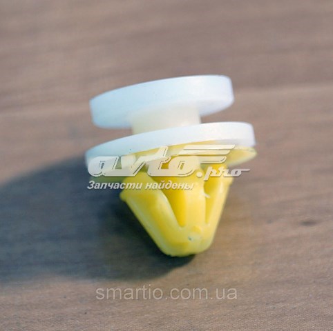 Compre Q0009942V004000000 Mercedes 
