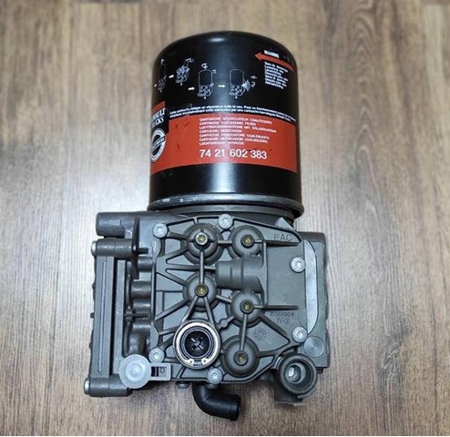 Compre 5010457873 Renault (RVI) Secador de ar do sistema pneumático