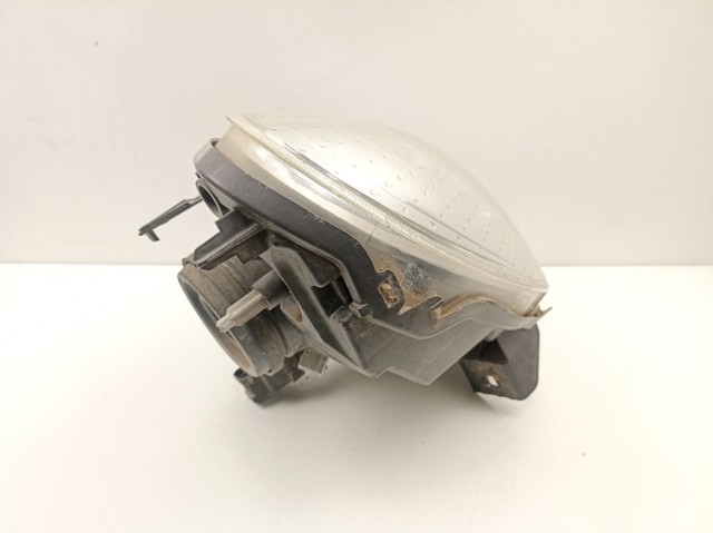 8200236591 Nissan/Infiniti Luz direita