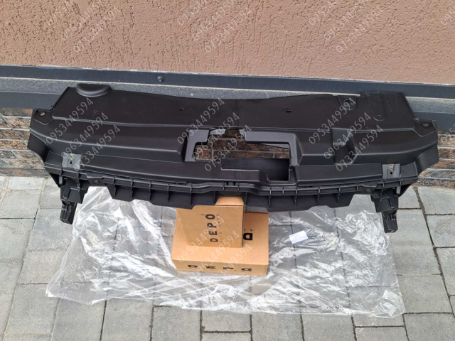 Compre 9816045580 Peugeot/Citroen Consola de grelha do radiador