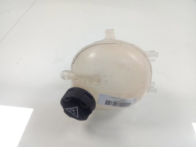Tanque de expansão do sistema de esfriamento General Motors 9824198680 preço, a partir de 26,79 USD