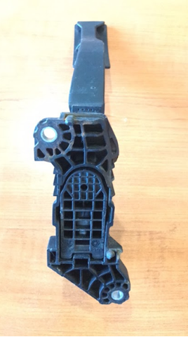  Pedal de gás (de acelerador) Ford Escape III SUV (DFK) (2019 - 2026) III