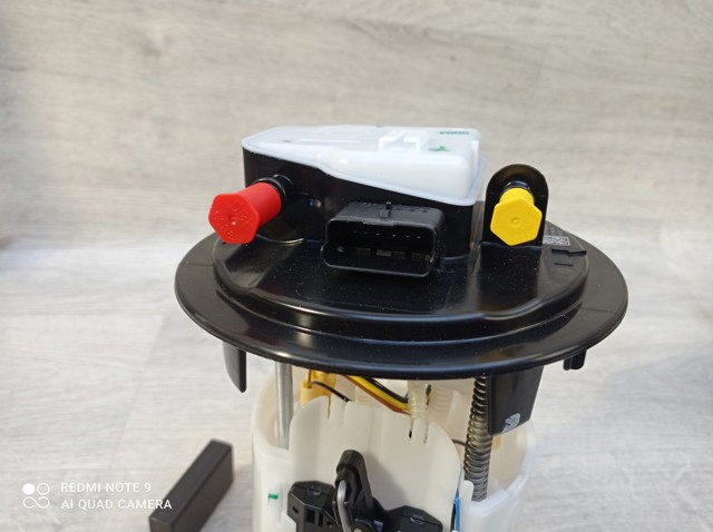 Módulo de bomba de combustível com sensor do nível de combustível Peugeot/Citroen 9811336680 preço, a partir de 178,77 USD