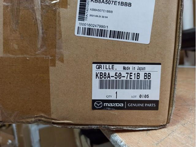 Placa sobreposta (carcaça) de grelha do radiador Mazda KB8A507E1BBB preço, a partir de 83,00 USD