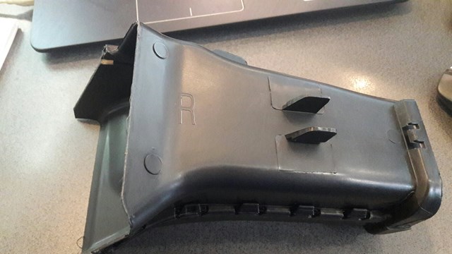 Compre 57747422278 BMW Conduto de ar do freio de disco direito