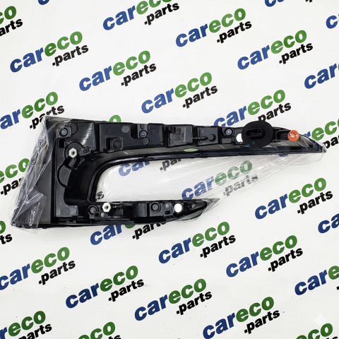 Compre Lanterna traseira direita Tesla Model 3 