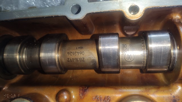 Compre 036103475 VAG Tampa de válvulas