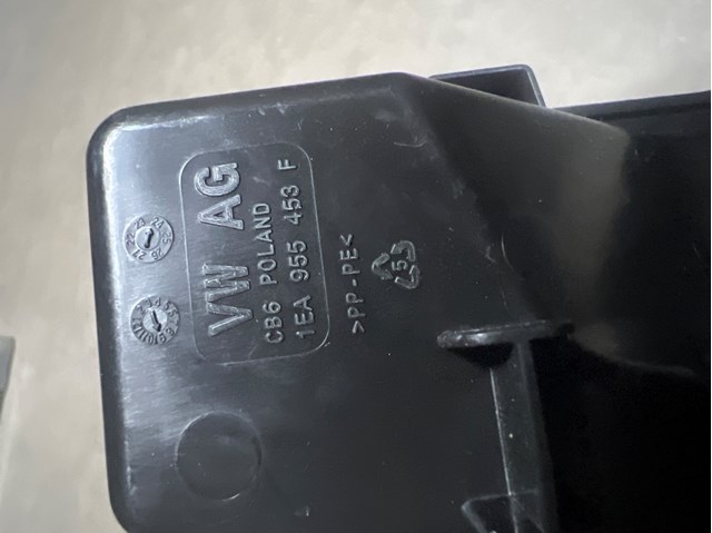 Tanque de fluido para lavador de vidro VAG 1EA955453J