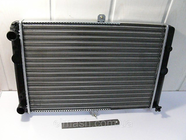 Radiador de esfriamento de motor 210821301012 DK