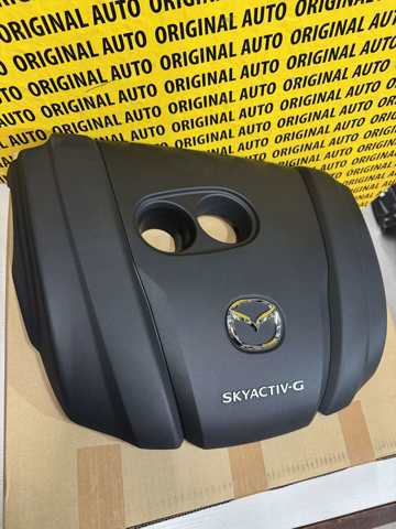 Tampa de motor decorativa para Mazda CX-30  DM