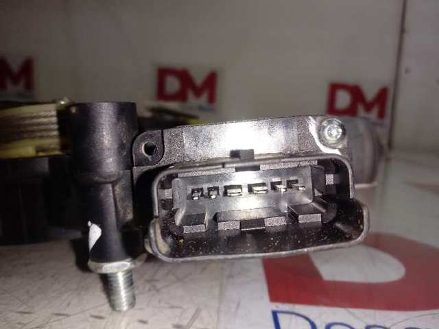 Mecanismo de acionamento de vidro da porta dianteira direita 1368921080 Peugeot/Citroen
