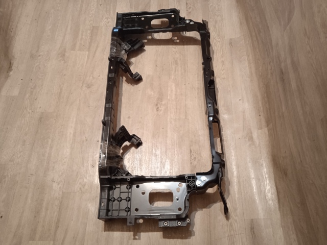 Compre PKA30015A Signeda Suporte do radiador montado (painel de montagem de fixação das luzes)