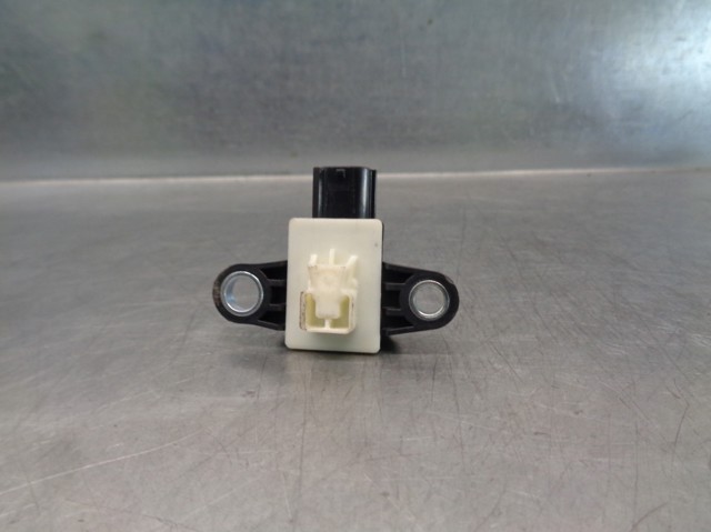 Compre 988363TA0A Renault (RVI) Sensor AIRBAG dianteiro