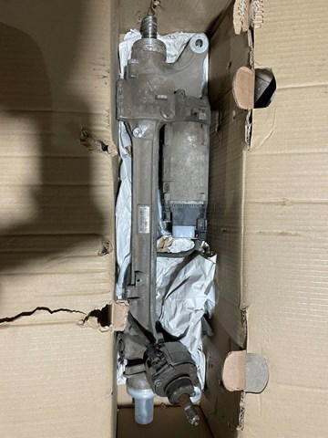 LR178235 Land Rover Cremalheira da direção