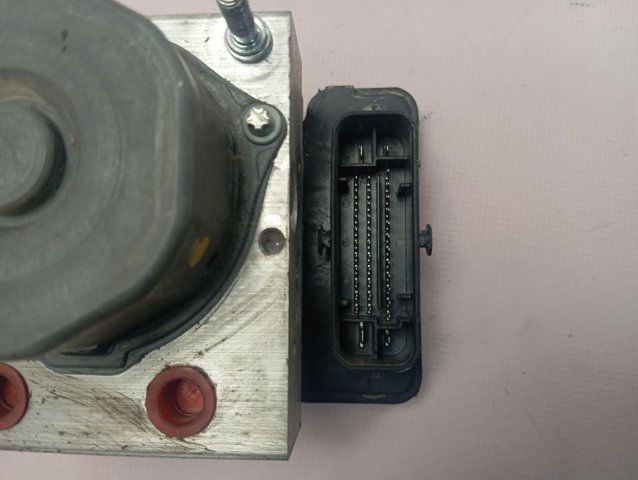 476601842R Renault (RVI) Unidade hidráulico de controlo ABS
