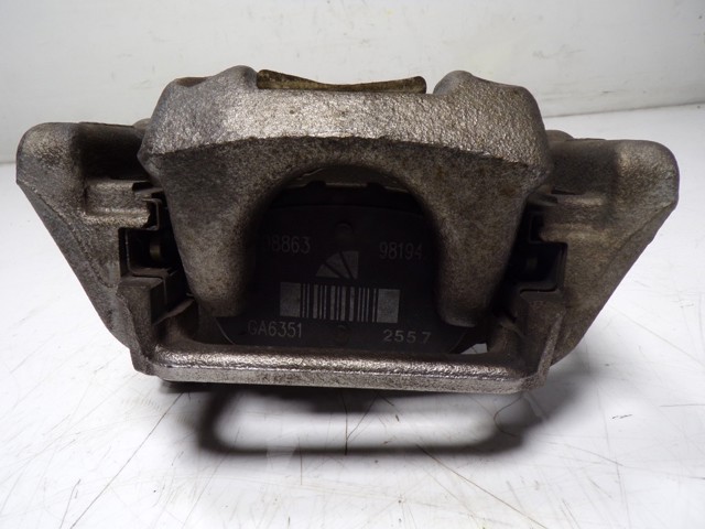 1608999580 Peugeot/Citroen Suporte do freio traseiro esquerdo