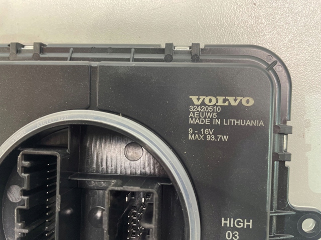 Compre 32420510 Volvo Unidade de controlo de iluminação