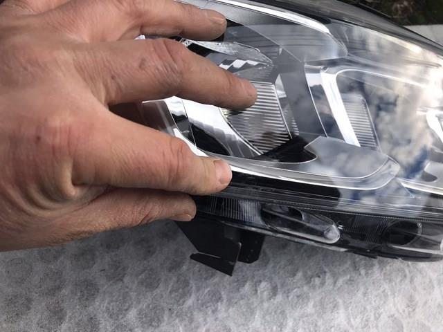 Compre 9817297880 Peugeot/Citroen Luz direita