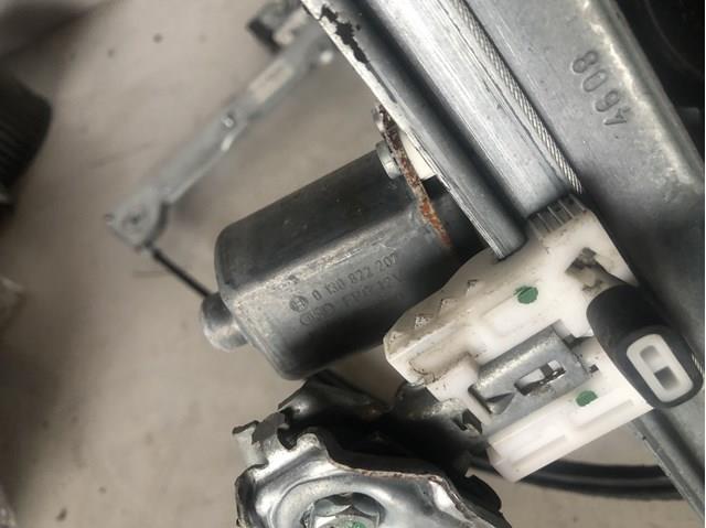  Mecanismo de acionamento de vidro da porta dianteira direita Mitsubishi Colt VI hatchback (Z3A) (2004 - 2008) VI