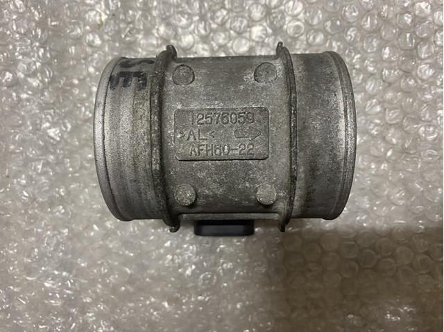 Sensor de fluxo (consumo) de ar, medidor de consumo M.A.F. - (Mass Airflow) 12569224 General Motors