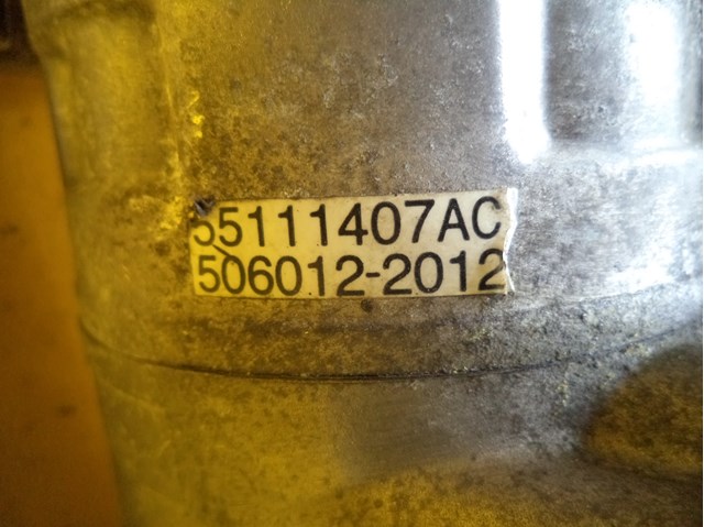 Compressor de aparelho de ar condicionado Chrysler 55111407AC