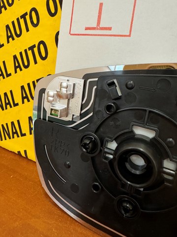 Elemento espelhado do espelho de retrovisão direito Mazda TK94691G1 preço, a partir de 65,72 USD