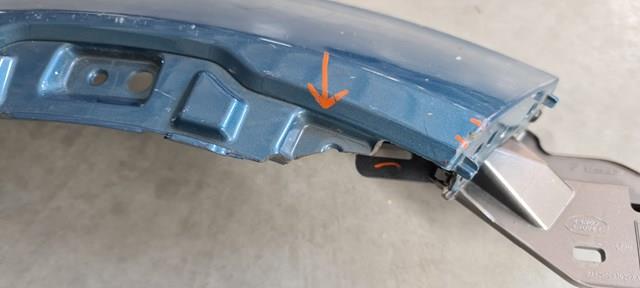 Compre LR066922 Land Rover Pára-lama dianteiro direito