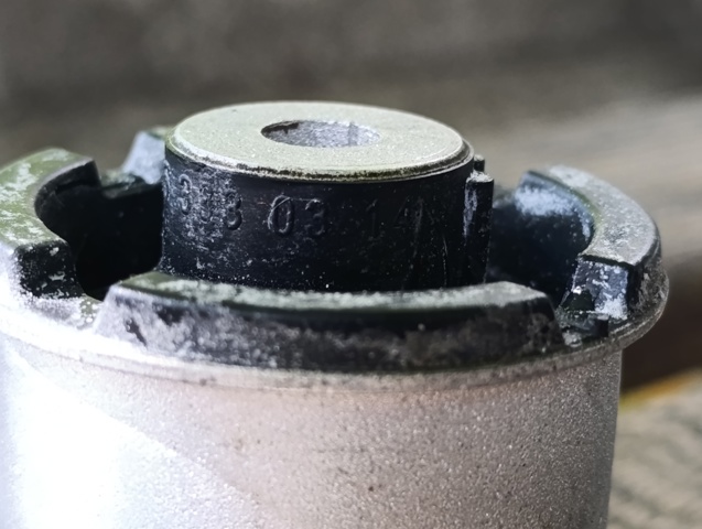 Bloco silencioso dianteiro do braço oscilante superior Mercedes A2053330314
