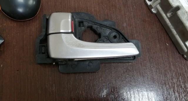 Maçaneta interna dianteira/traseira da porta esquerda Hyundai/Kia 826132S000 preço, a partir de 37,46 USD