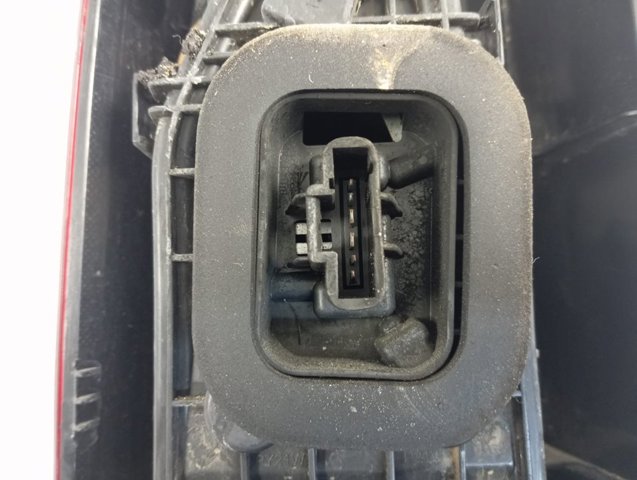 Compre 9820554880 Opel Lanterna traseira direita