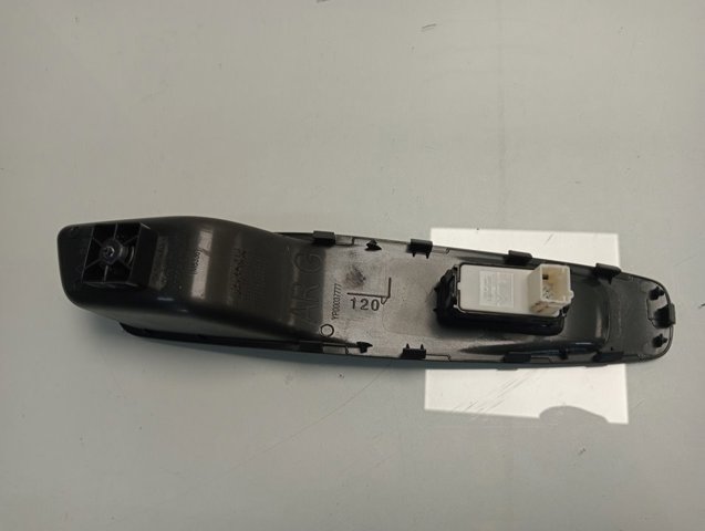 Compre 98044803ZD Opel Botão dianteiro direito de ativação de motor de acionamento de vidro