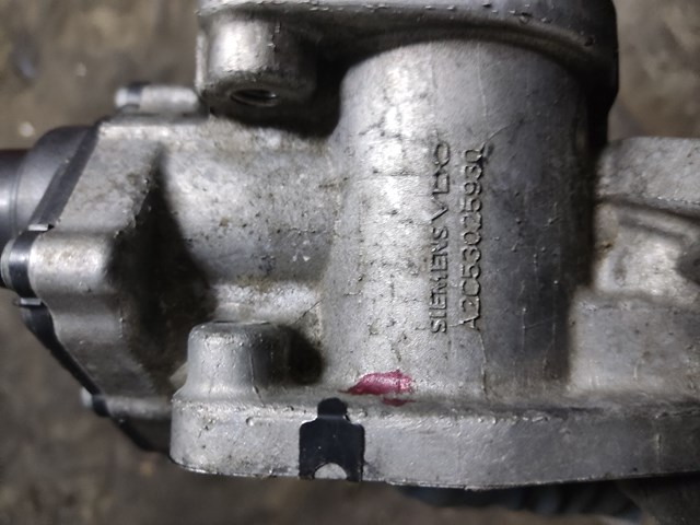 Compre 8200796571 Renault (RVI) Válvula EGR de recirculação dos gases