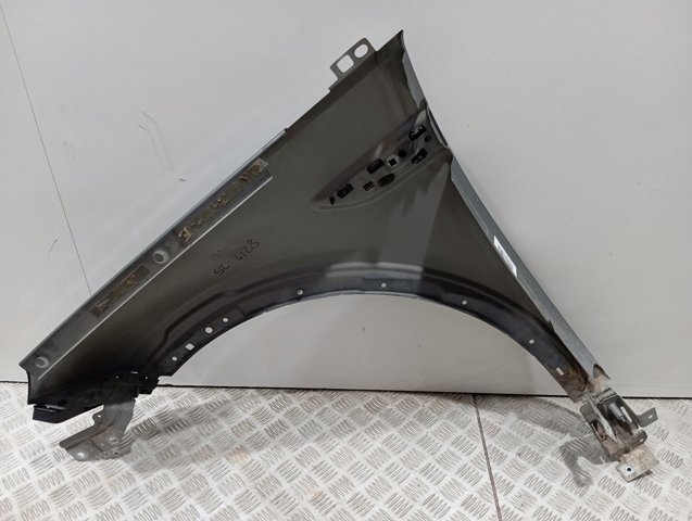 Pára-lama dianteiro direito LR061383 Land Rover