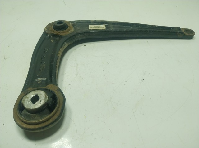 Braço oscilante inferior direito de suspensão dianteira Peugeot/Citroen 9816863580 preço, a partir de 85,13 USD