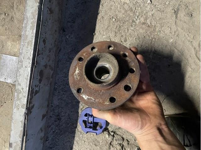 9117622 General Motors Cubo dianteiro