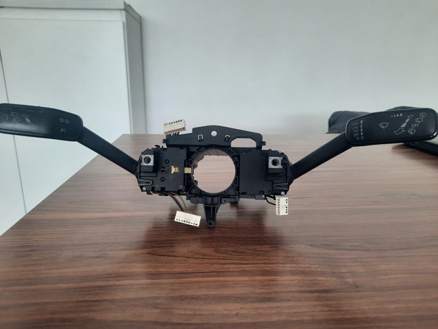  VAG 5Q0953507AC preço, a partir de 57,51 USD
