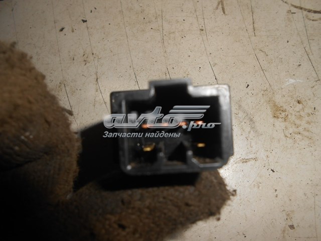 Botão de ativação de aquecimento de vidro traseiro 96168694 General Motors