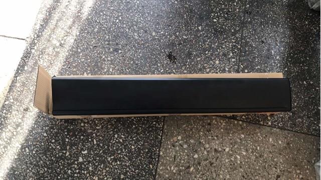 TK4851RB0B Mazda Placa sobreposta da porta dianteira esquerda