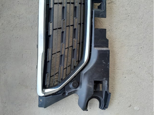 Grelha do radiador Peugeot/Citroen 9816027280 preço, a partir de 58,11 USD