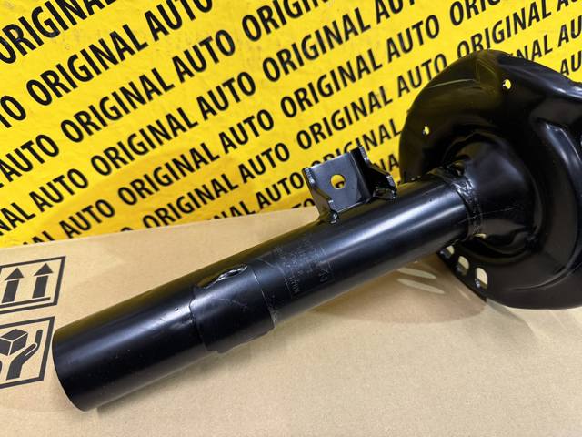 DFR534700 Mazda Amortecedor dianteiro direito
