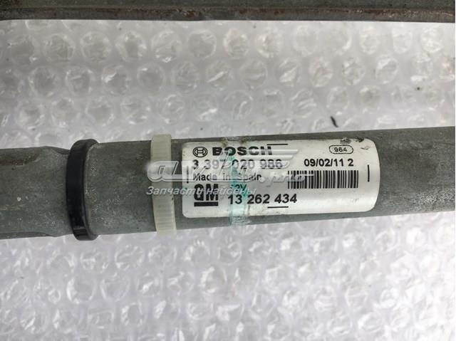 Trapézio de limpador pára-brisas 13262434 General Motors
